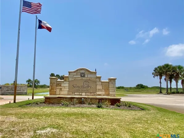 20 W Lago Loop Rd, Pt O Connor, TX 77982