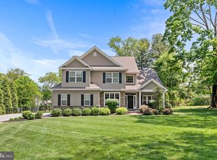 515 Old Eagle School Rd, Wayne, PA 19087
