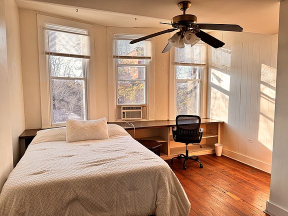 2nd image of 2621 Maryland Ave #201