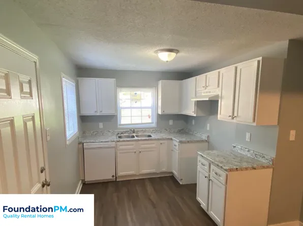 1392 Kyle St, Memphis, TN 38114