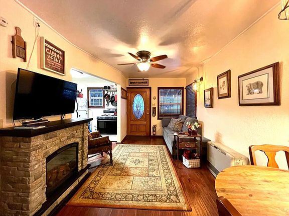 2nd image of 831 W Robinhood Blvd