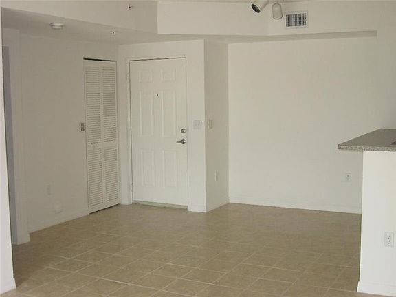 4th image of 2090 W Preserve Way