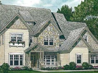 2 Pine Hollow Dr, Schenectady, NY 12302