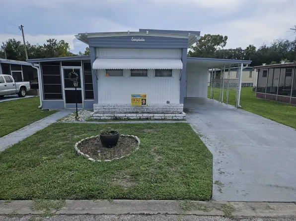11801 Cree Ln, New Port Richey, FL 34654