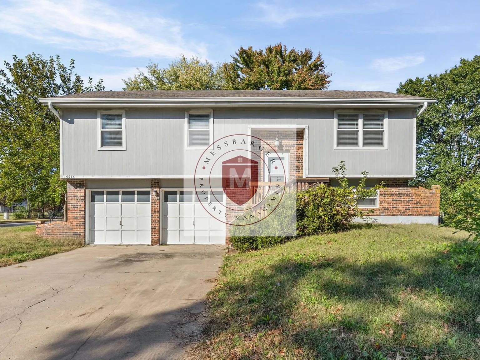 3 bed, 2.5 bath, $2,200 — Photo 2