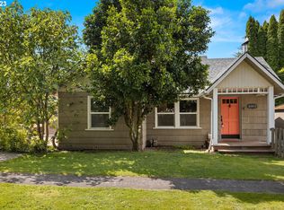 7606 SW Locust St, Portland, OR 97223