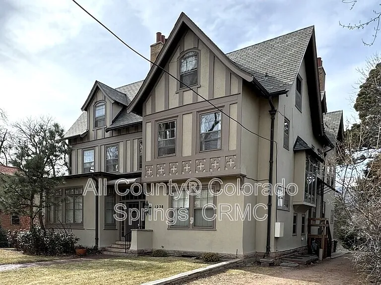 1238 Wood Ave #4 — Photo 1
