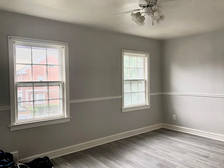 2018 N Troy St — Photo 7