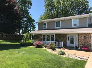 2303 S Country Club Rd, Warsaw, IN 46580