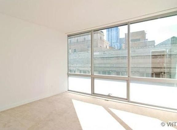 2nd image of 8 E Randolph St Unit 2101