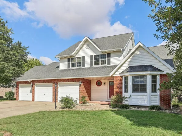 631 Northland Ct, Trenton, IL 62293