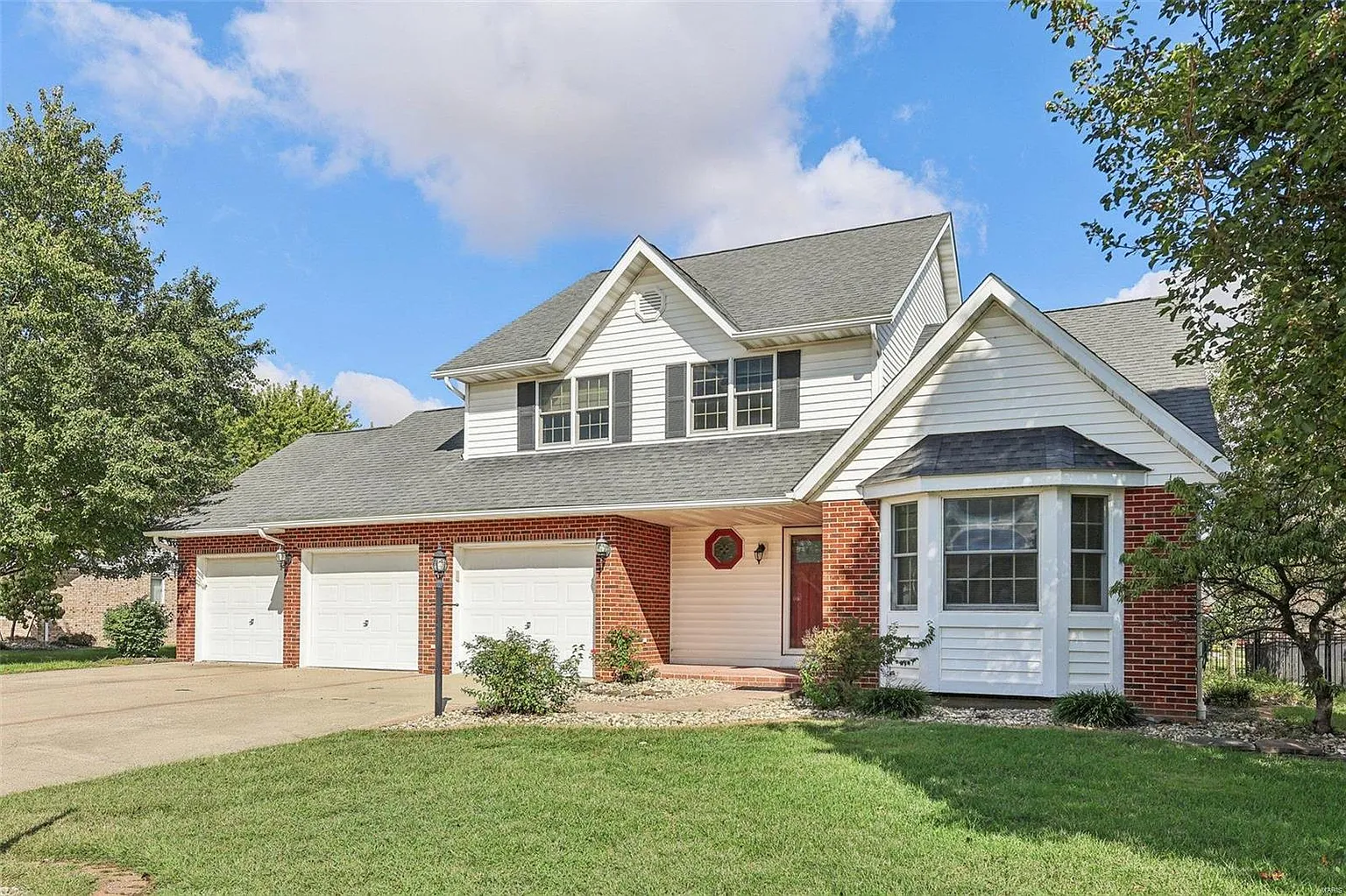 631 Northland Ct photo 1