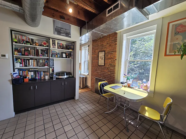 1244 Monterey St #1 — Photo 6