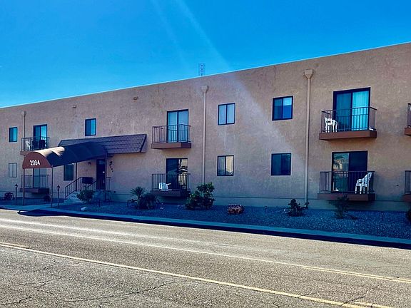 5th image of 2094 Mesquite Ave Unit 107