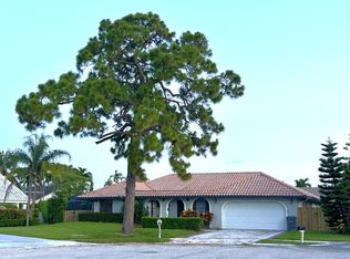 22822 Pinewood Ct #0, Boca Raton, FL 33433