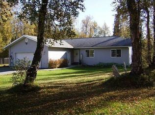 4230 N Oakwood Dr, Palmer, AK 99645