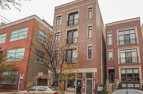 1115 N Hermitage Ave #3 Photo 1