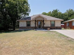 508 Lasalle St, Bowie, TX 76230