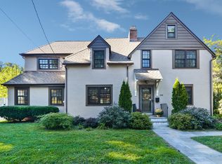 153 Manville Rd, Pleasantville, NY 10570