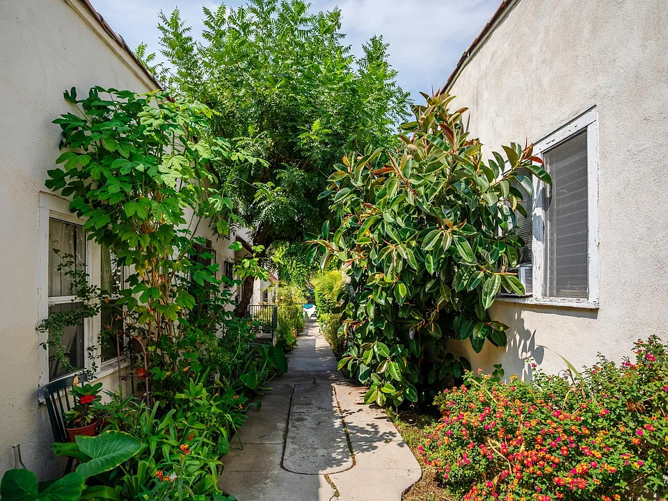 1412 Micheltorena St #1412