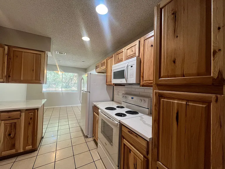 127 Crest Dr — Photo 22