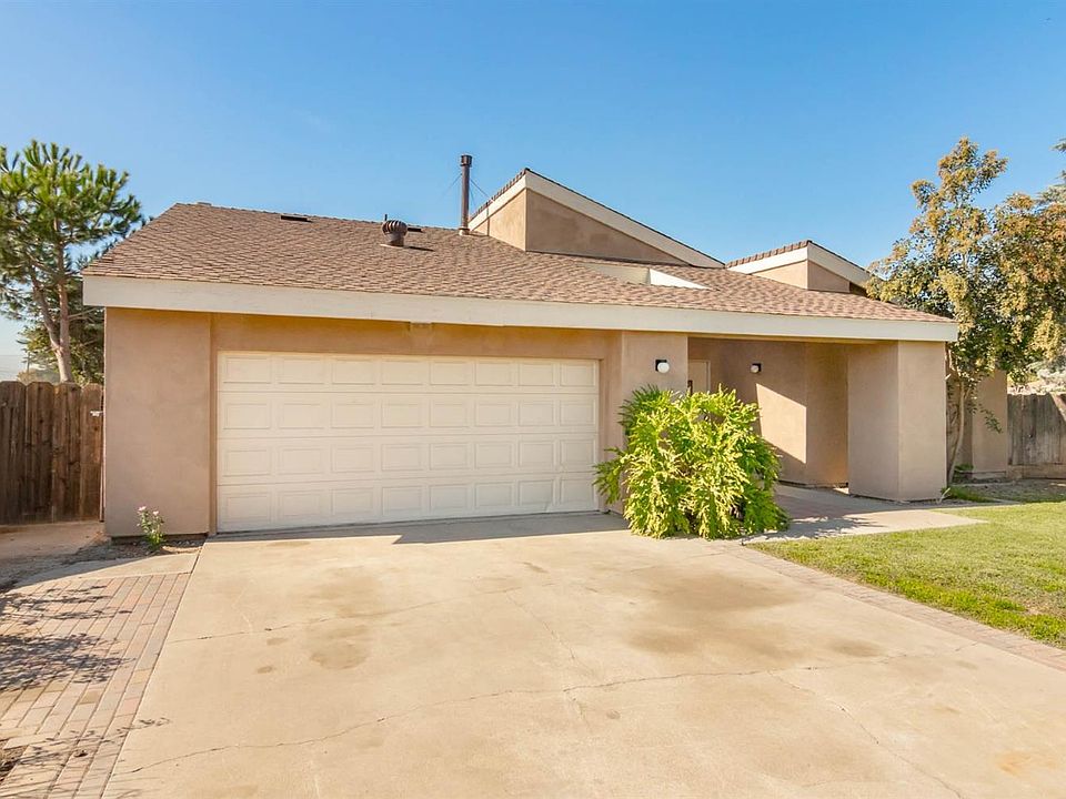 1st image of 1396 Fair Oaks Ct