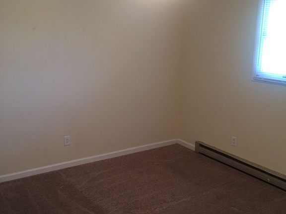 2nd image of 205 W Illinois Ave APT A