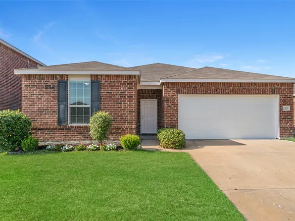 2328 Bernese Ln, Fort Worth, TX 76131