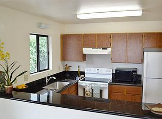 1320 Miloiki St, Honolulu, HI 96825