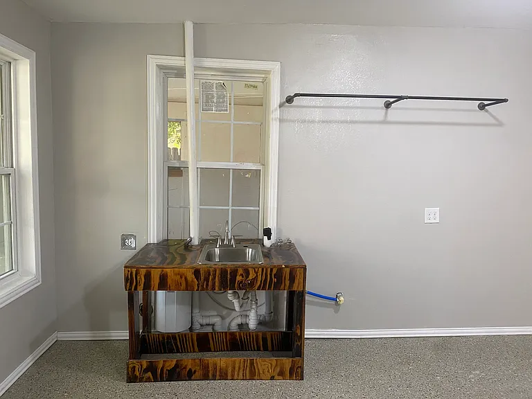2242 Piedmont Pl — Photo 37