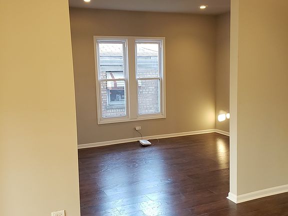 4th image of 163 N Latrobe Ave