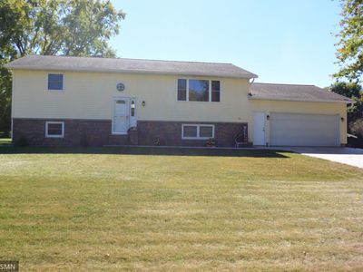 610 5th St E, Glencoe, MN, 55336