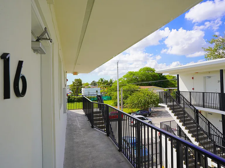 1231 NW 61st Street — Photo 25