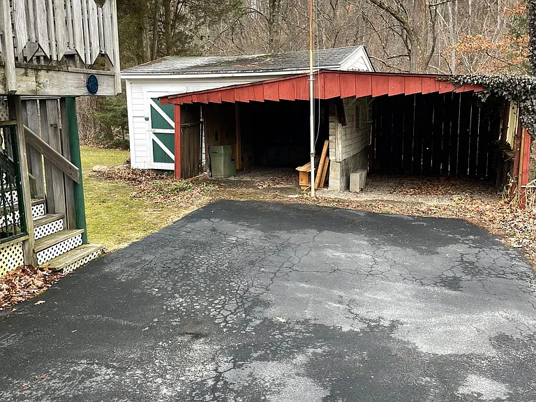 811 Soap Hollow Rd — Photo 27