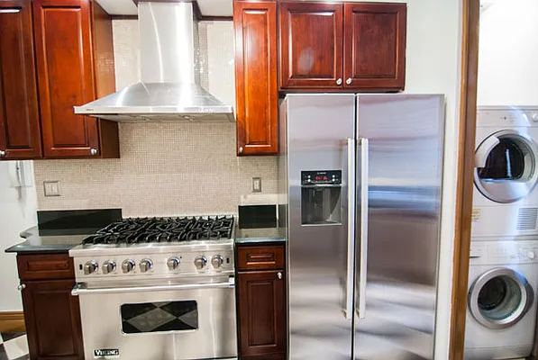 Rented by WAM Partners - William Moses Co. | media 42