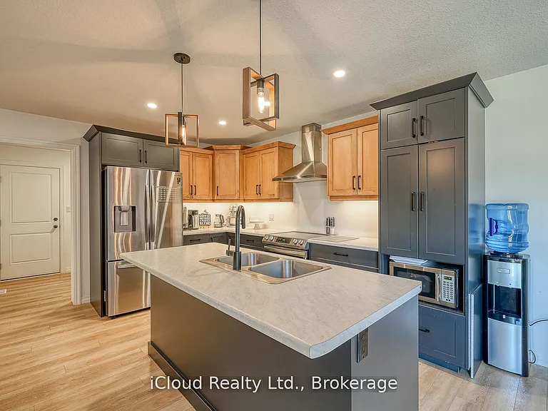 15 Curren Cres — Photo 10