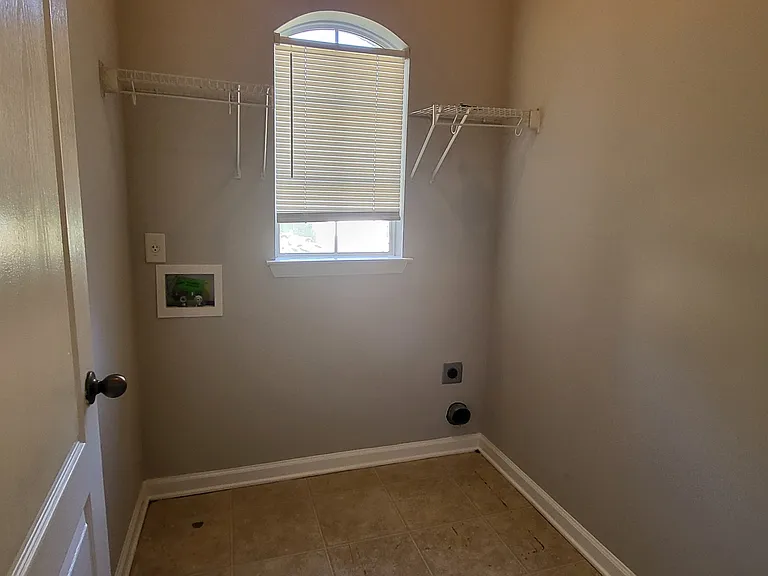 9155 Karen Mill Ln — Photo 14