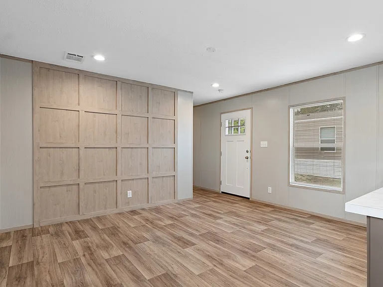 6306 Strawberry Dr — Photo 5