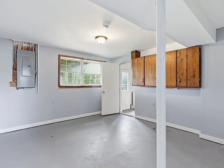 11259 Edgewood Dr — Photo 18