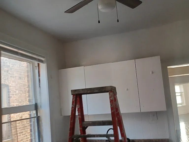 7711 S East End Ave #3 — Photo 8