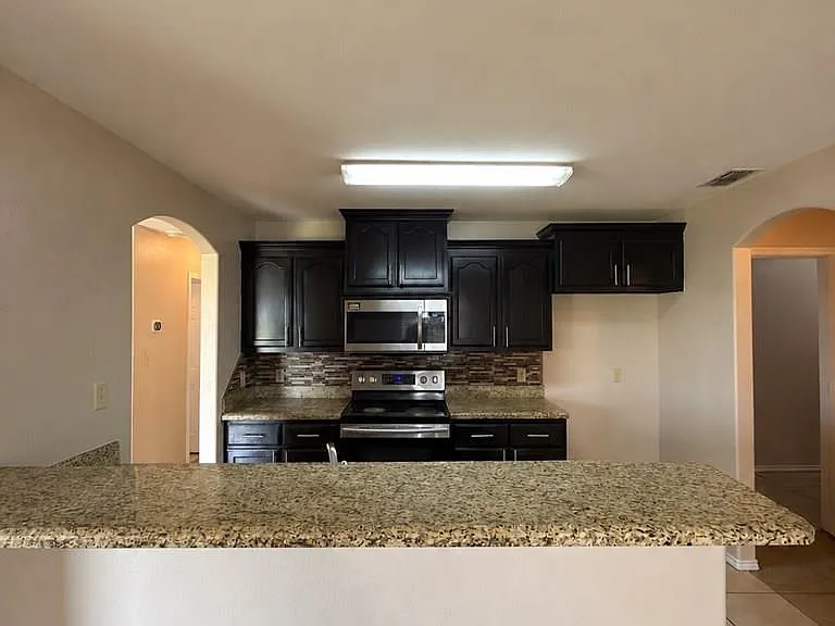 1372 Guadalupe Cir — Photo 7