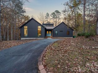 420 Mountainview Dr, Charlotte, NC 28270