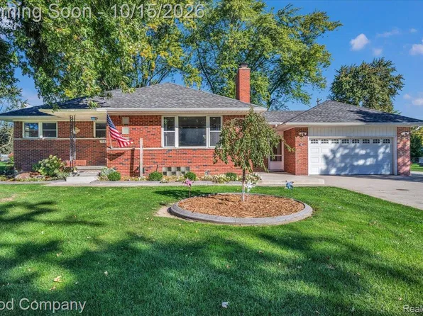 22831 Ulrich St, Clinton Township, MI 48036