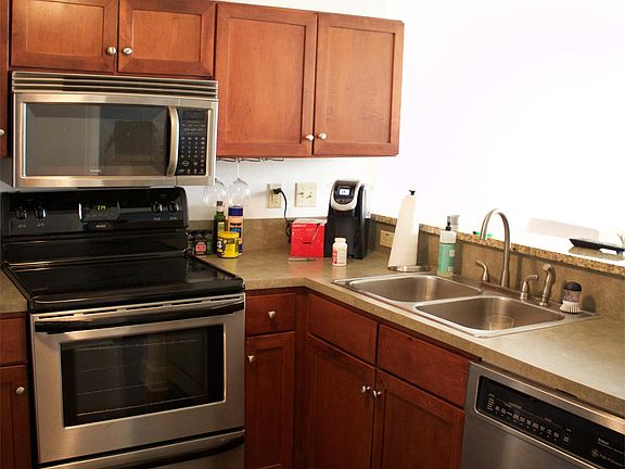 2nd image of 151 E Washington St Unit 526-1