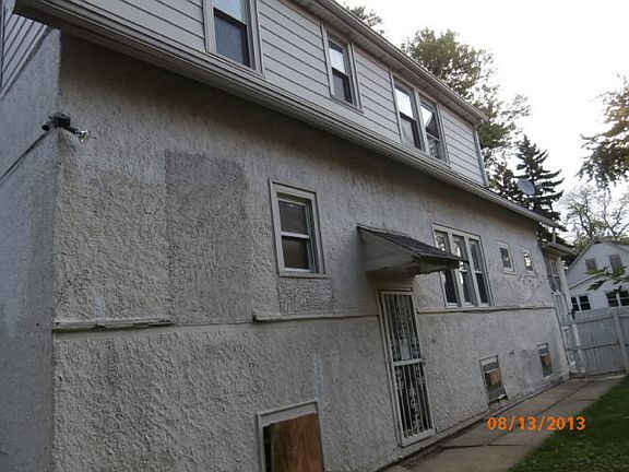 3rd image of 410 24th Ave