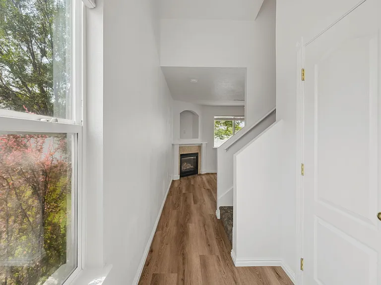 1311 N Gingham Ave — Photo 12