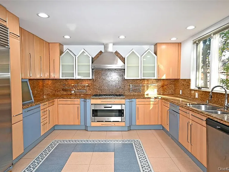 24 Warwick Rd — Photo 9
