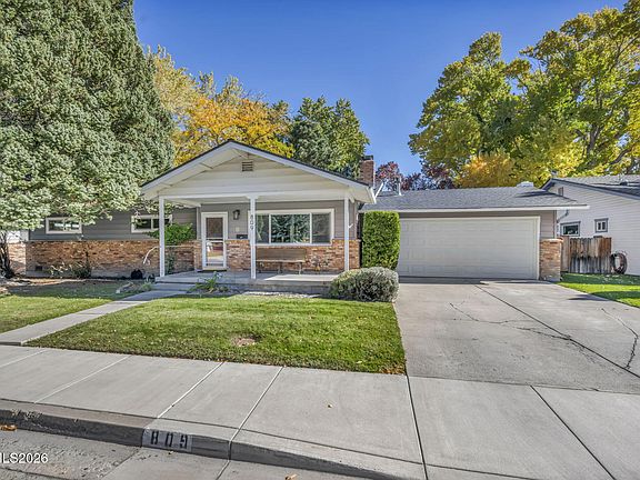 2nd image of 809 W Sunset Way