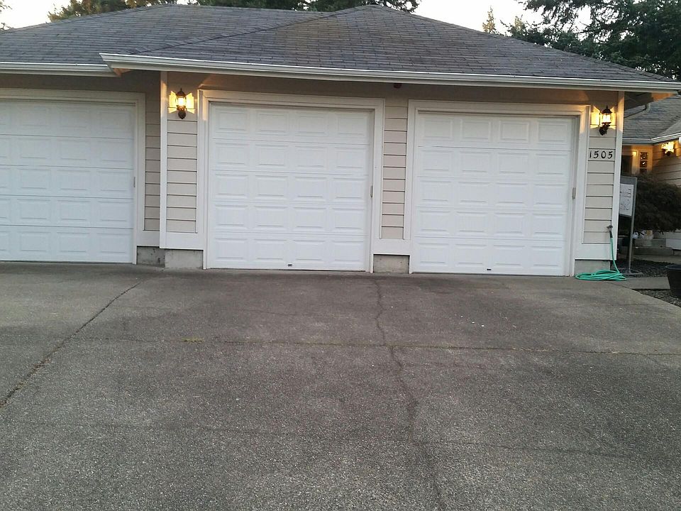 1st image of 1505 205th Street Ct E