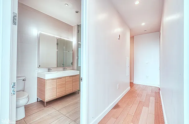 Rented by Platinum Properties | media 30